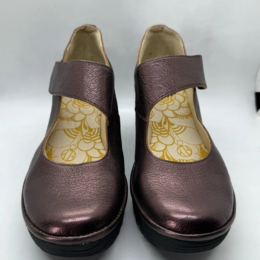 Fly London Metallic Mary Janes Sz 7.5 - Picture 3 of 13